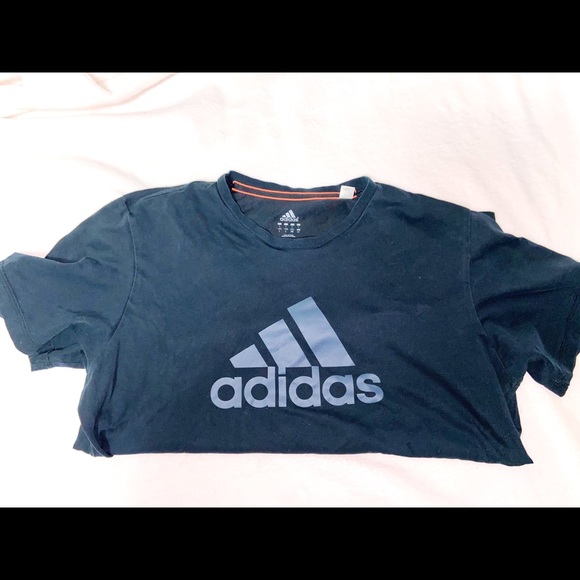 Adidas T-Shirt - Picture 1 of 2